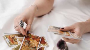 top 16 questions to ask your tarot reader