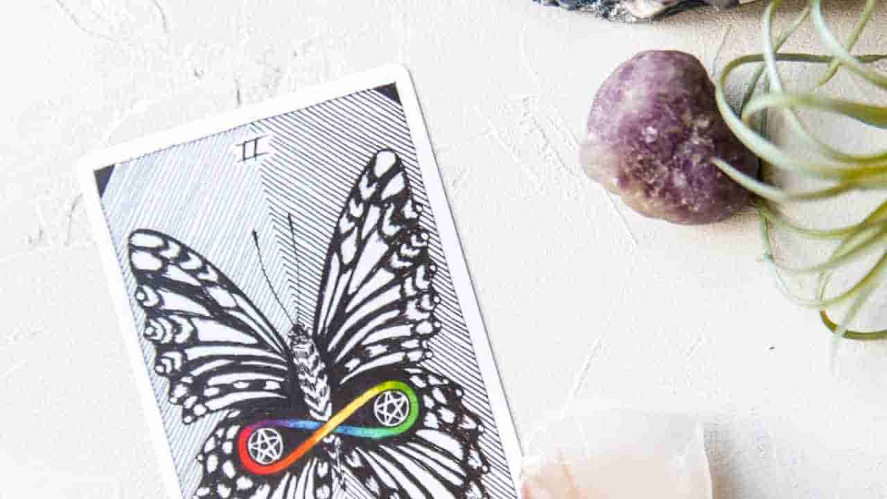 Powerful beginner tarot spreads